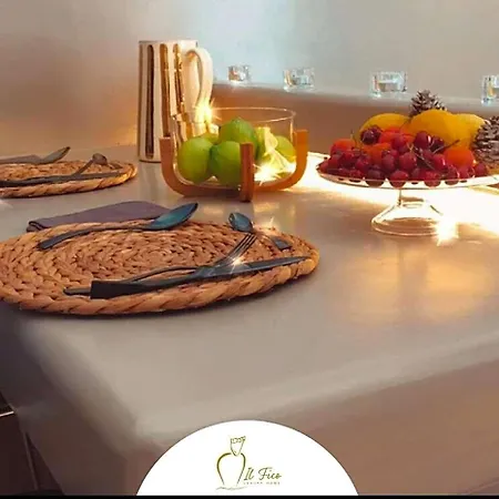 Il Fico Deluxe B&B 오스투니